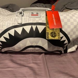 Spary ground bag
